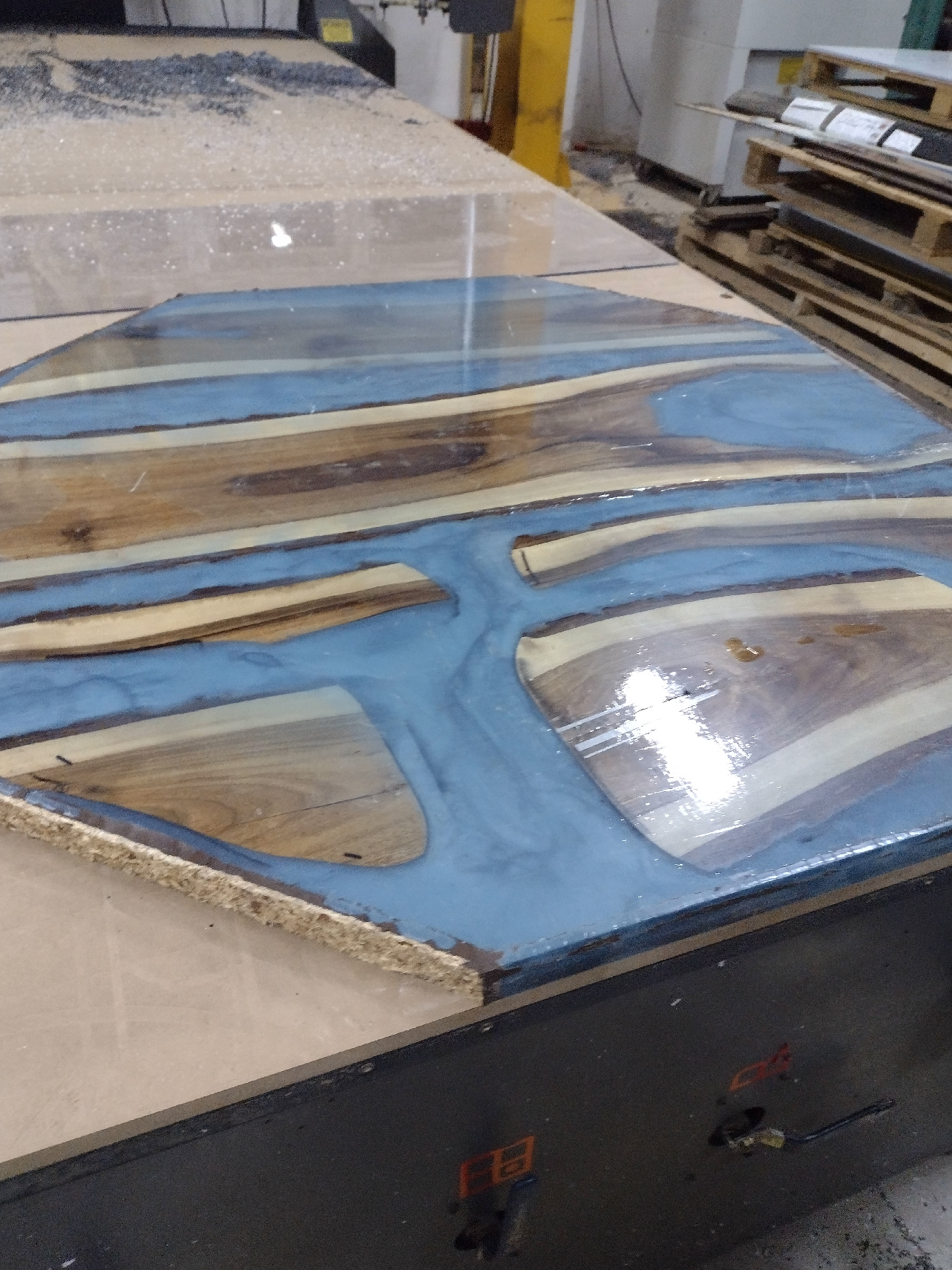 Planning epoxy table - www.serviceplast.com 