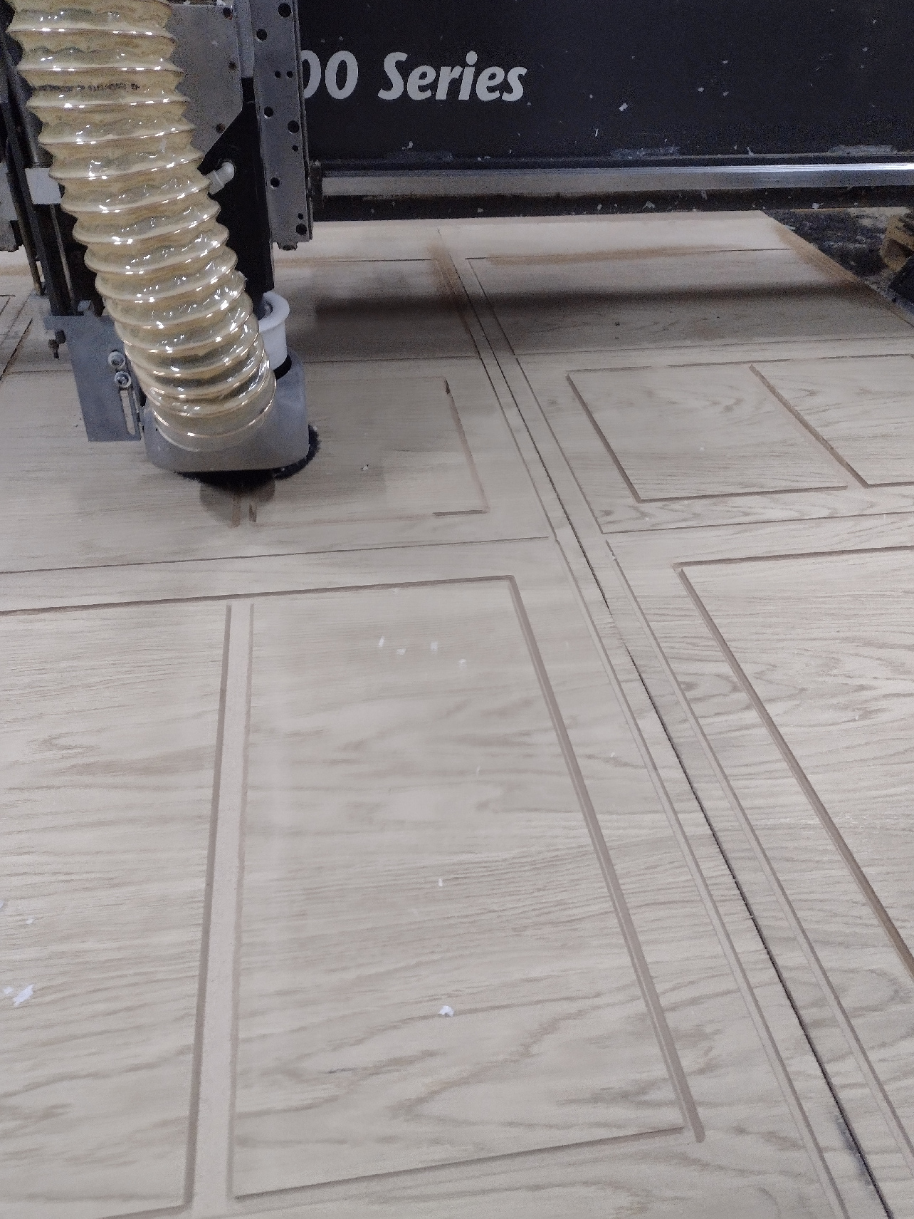 Milling wood - www.serviceplast.com 