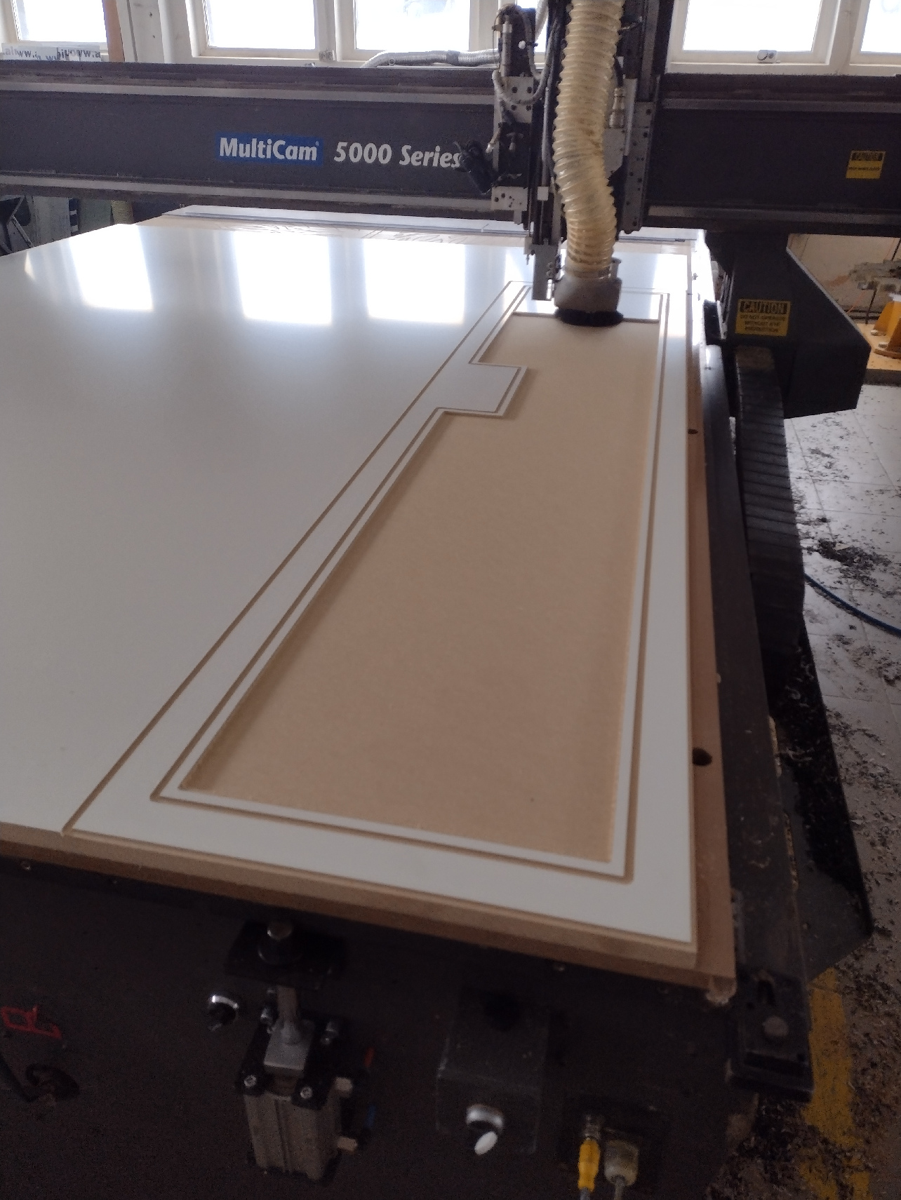 Milling MDF Furniture Doors - www.serviceplast.com 